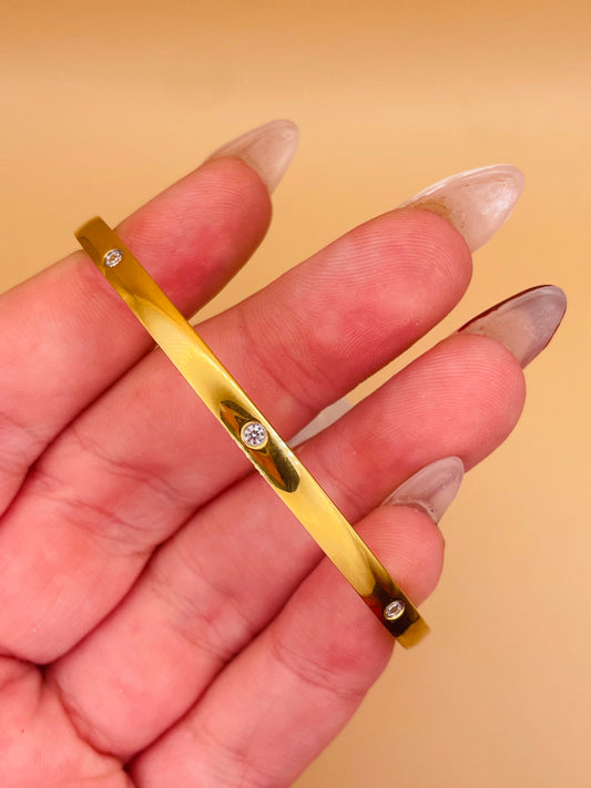 Thin Gold Rhinestone Bangle